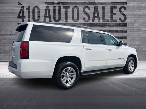 2018 CHEVY SUBURBAN LT Lower Image 1
