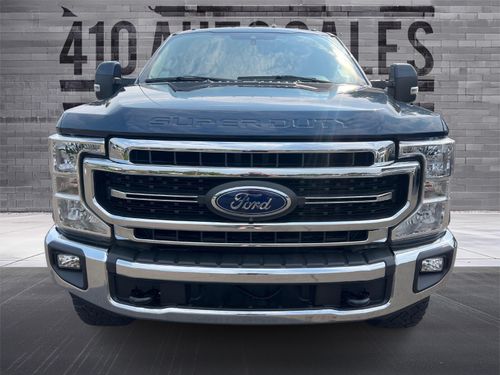 2020 Ford F-250 Super Duty Lariat Crew Cab Lower Image 3