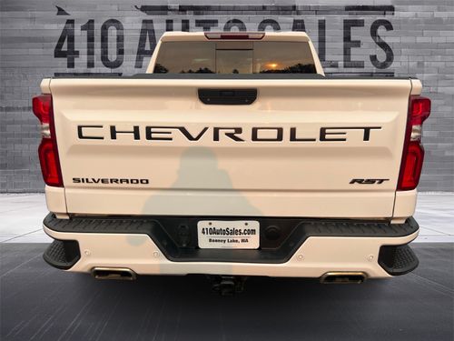 2020 CHEVY 1500 RST Lower Image 2