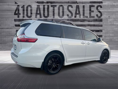 2019 TOYOTA SIENNA XLE 7-PASSENGER Lower Image 1