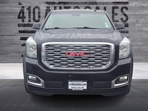 2019 GMC Yukon XL Denali Lower Image 3