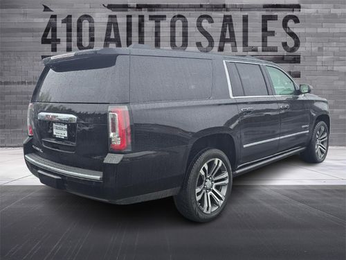 2019 GMC Yukon XL Denali Lower Image 1