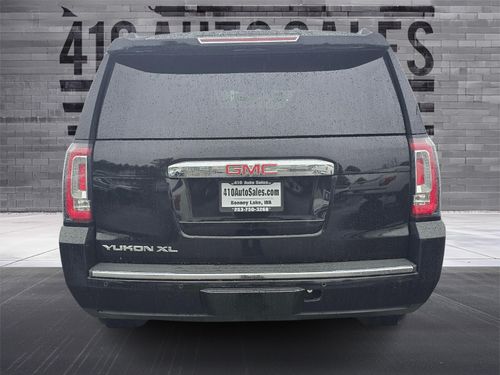 2019 GMC Yukon XL Denali Lower Image 2
