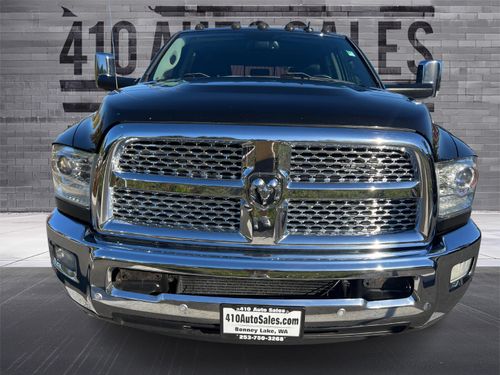 2017 Ram 3500 Laramie Mega Cab Lower Image 3