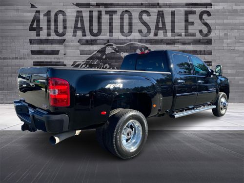 2014 GMC 3500HD DENALI Lower Image 1
