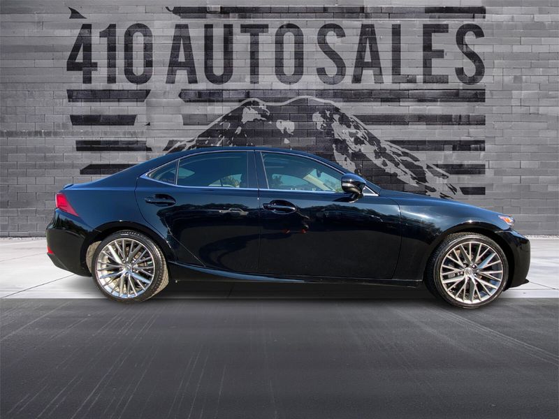 2016 LEXUS IS300 Upper Image 2