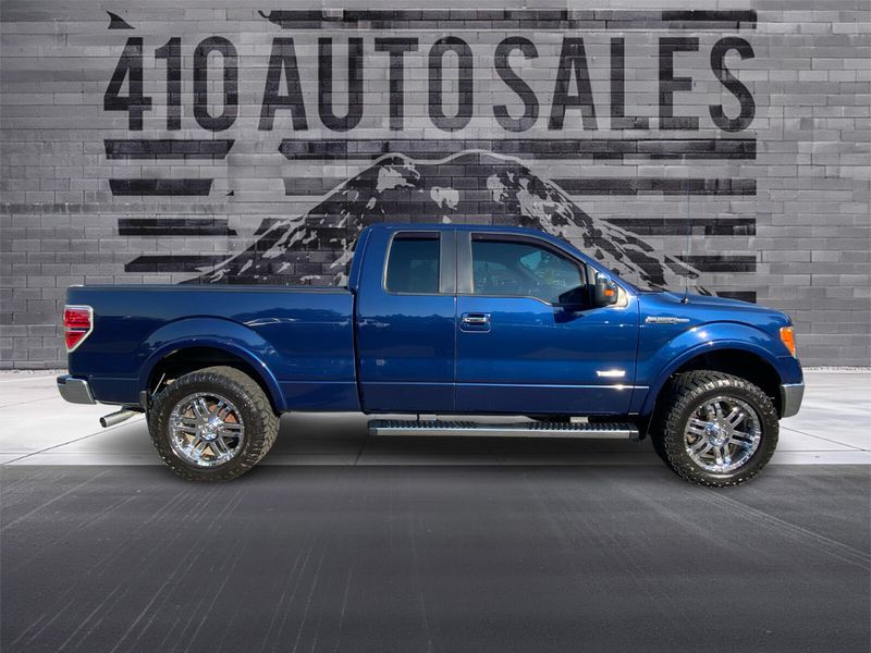 2011 Ford F-150 Lariat SuperCab Upper Image 2