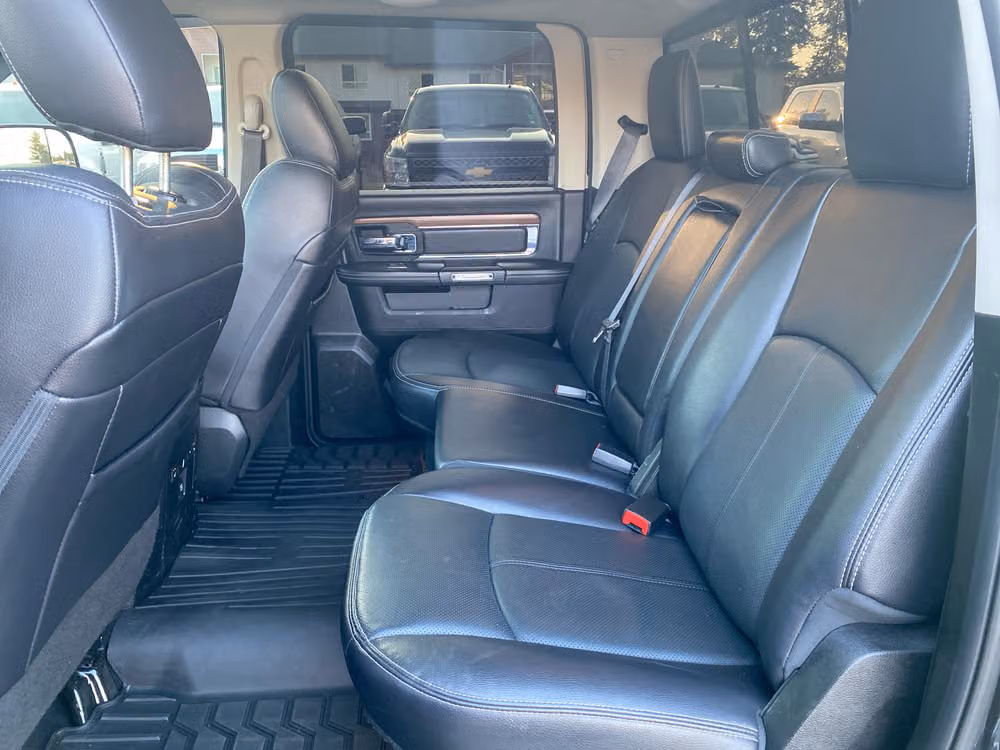 2018 RAM 1500 LARAMIE ECO-DIESEL 4WD Image 27