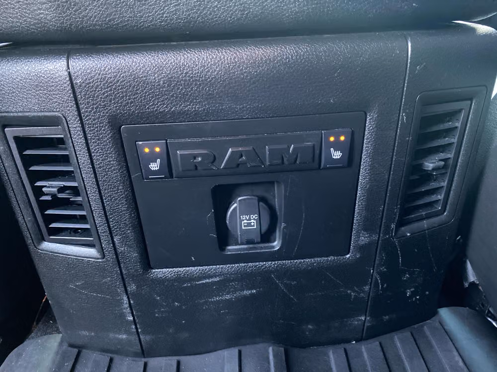 2018 RAM 1500 LARAMIE ECO-DIESEL 4WD Image 26