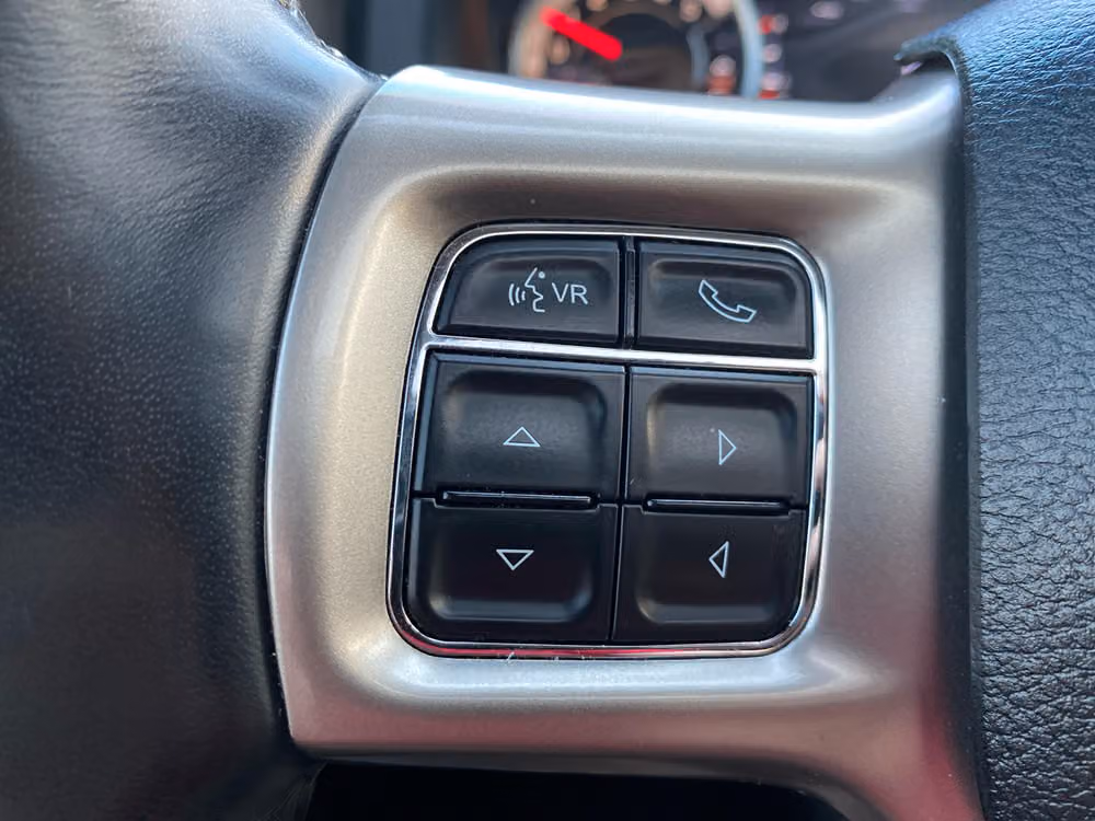 2018 RAM 1500 LARAMIE ECO-DIESEL 4WD Image 20
