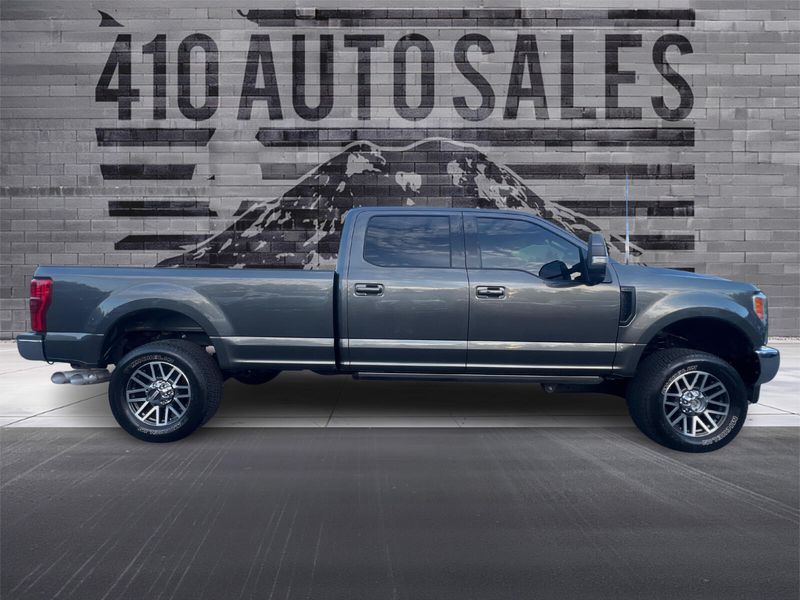 2019 FORD F-350 LARIAT *LONG BED* Upper Image 2