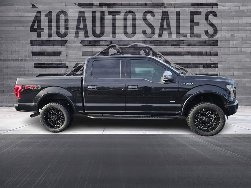 2015 Ford F-150 Platinum Upper Image 2