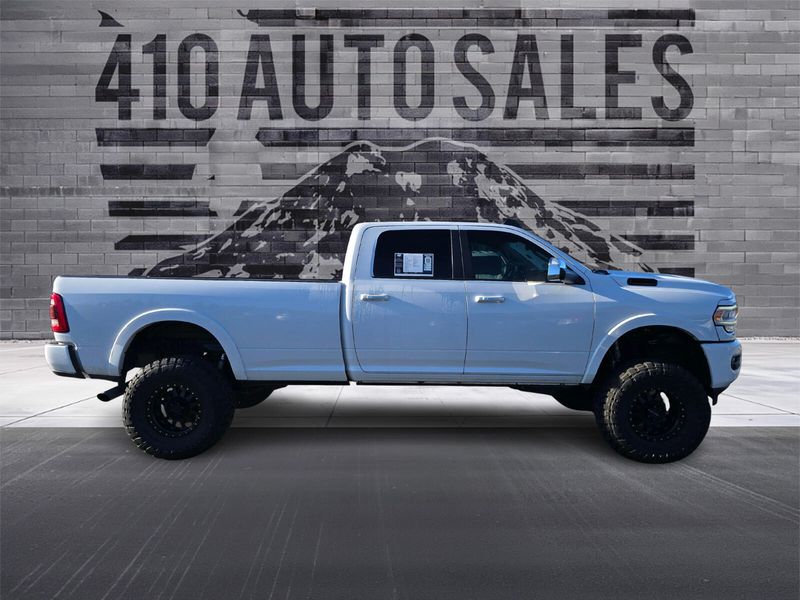 2020 RAM 2500 LARAMIE *LONG BED* Upper Image 2