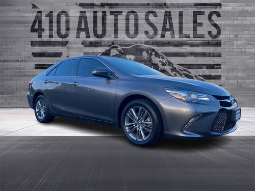 2678 - 2017 TOYOTA CAMRY SE