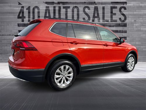 2018 VW TIGUAN 2.0T SE 4MOTION Lower Image 1