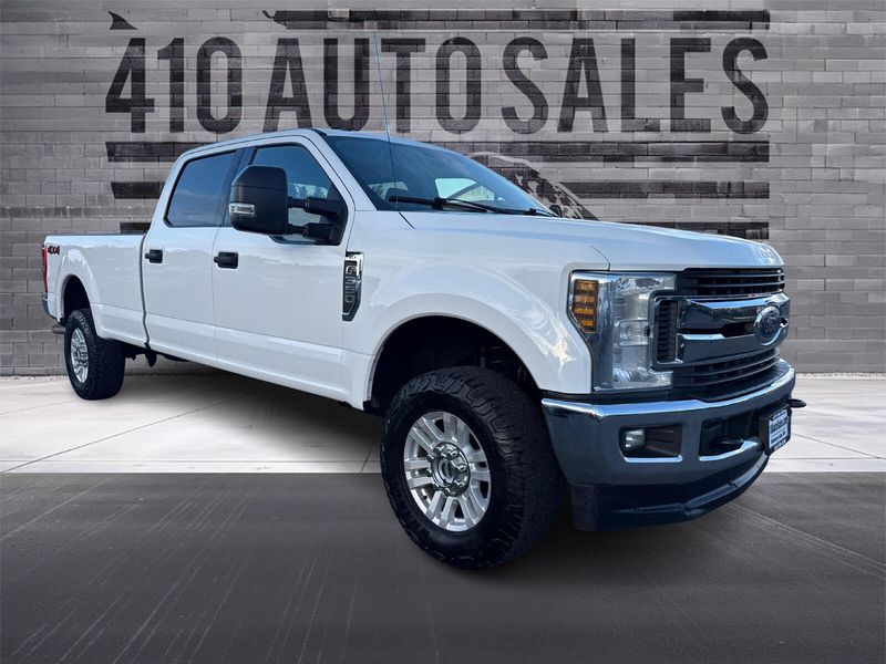 2019 FORD F-350 XLT *LONG BED* 4X4 Upper Image 1