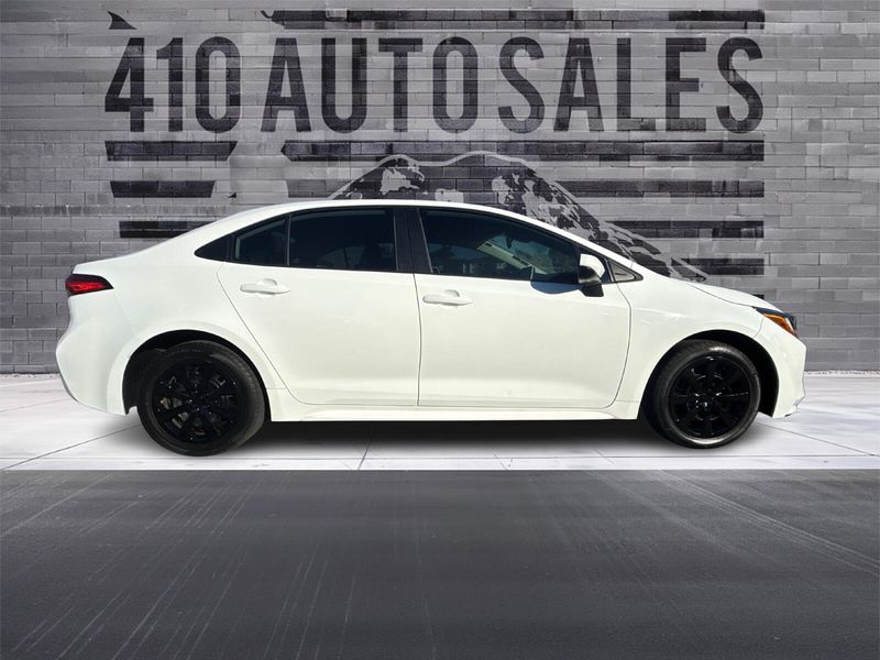 2020 TOYOTA COROLLA LE Upper Image 2
