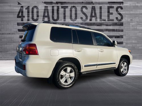 2013 TOYOTA LAND CRUISER Lower Image 1
