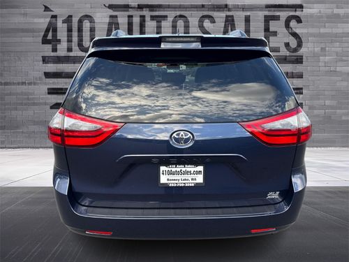 2020 TOYOTA SIENNA XLE 7-PASSENGER Lower Image 2
