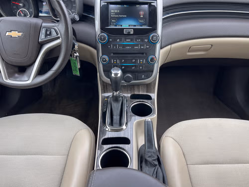 2016 CHEVY MALIBU LIMITED LT Image 13