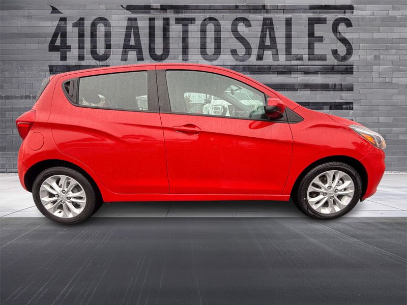 2021 Chevrolet Spark 1LT photo 2