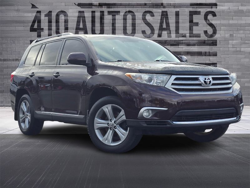 2011 Toyota Highlander Upper Image 1
