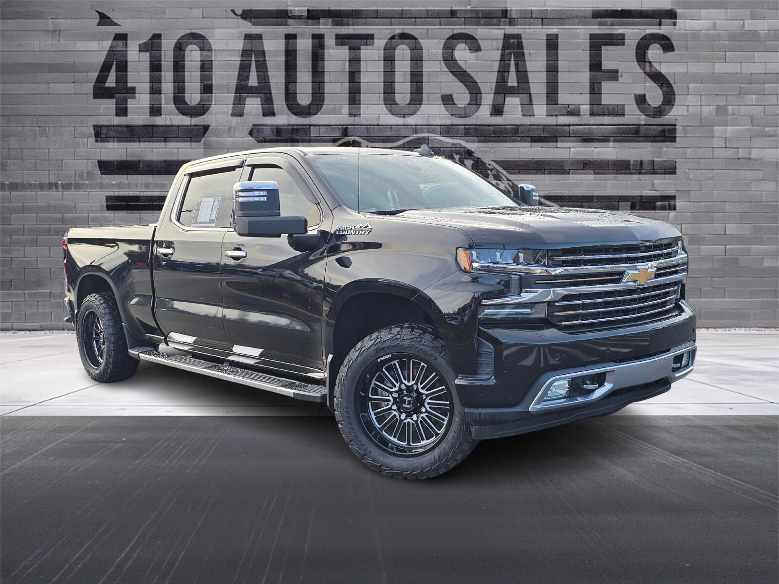 2020 Chevrolet Silverado 1500 High Country's photo