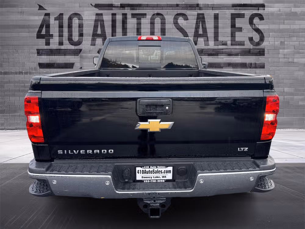 2015 Chevrolet Silverado 2500HD LTZ Lower Image 2