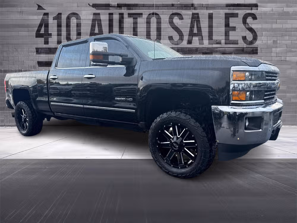 2015 Chevrolet Silverado 2500HD LTZ Image 1