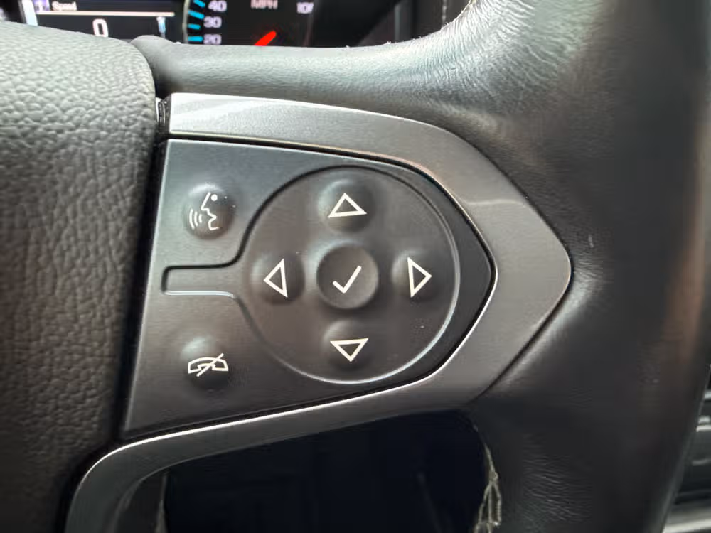 2015 Chevrolet Silverado 2500HD LTZ Image 20