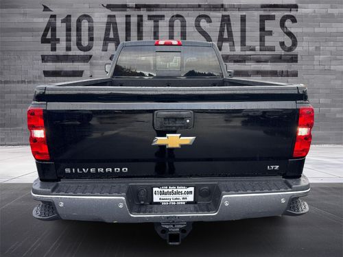 2015 Chevrolet Silverado 2500HD LTZ Crew Cab Lower Image 2