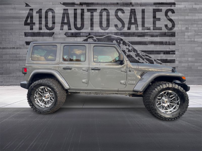 2020 JEEP WRANGLER UNLIMITED SAHARA Upper Image 2