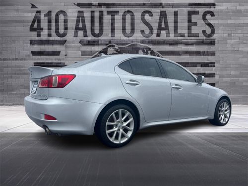 2011 LEXUS IS 350 AWD Lower Image 1