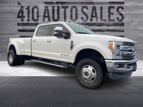 2637B - 2019 FORD F-350 LARIAT DUALLY
