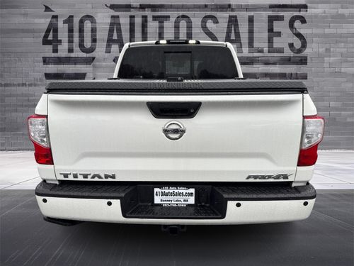 2019 NISSAN TITAN PRO-4X Lower Image 2
