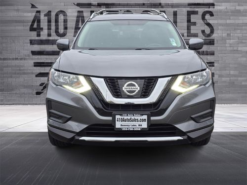 2017 Nissan Rogue SV Lower Image 3