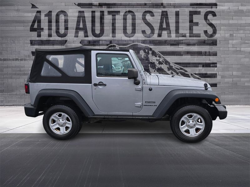2013 Jeep Wrangler Sport Upper Image 2