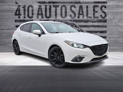 2747 - 2016 Mazda 3 s Touring