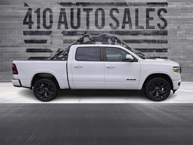 2020 RAM 1500 LARAMIE *NIGHT EDITION* Upper Image 2