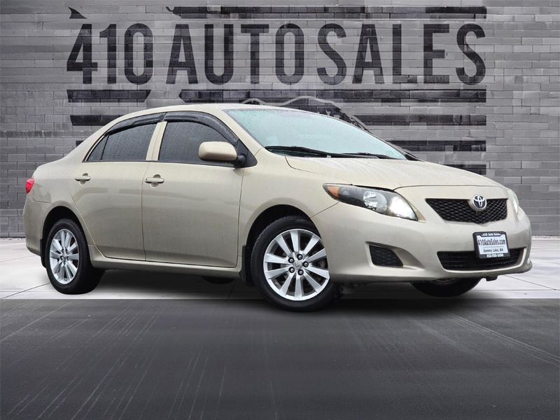 2009 Toyota Corolla LE Upper Image 1
