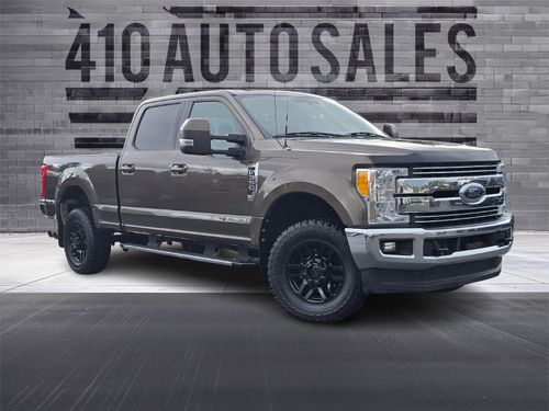 C2755 - 2017 Ford F-350 Super Duty Lariat