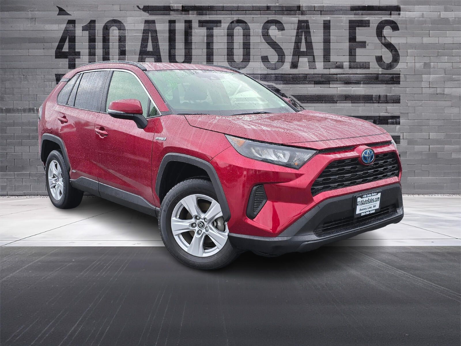 2019 Toyota RAV4 LE's photo