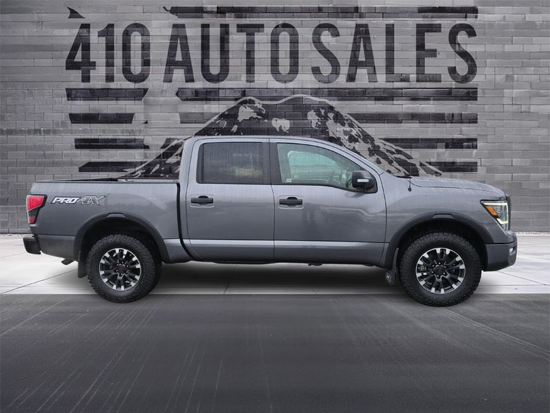 2021 Nissan Titan PRO-4X Upper Image 2