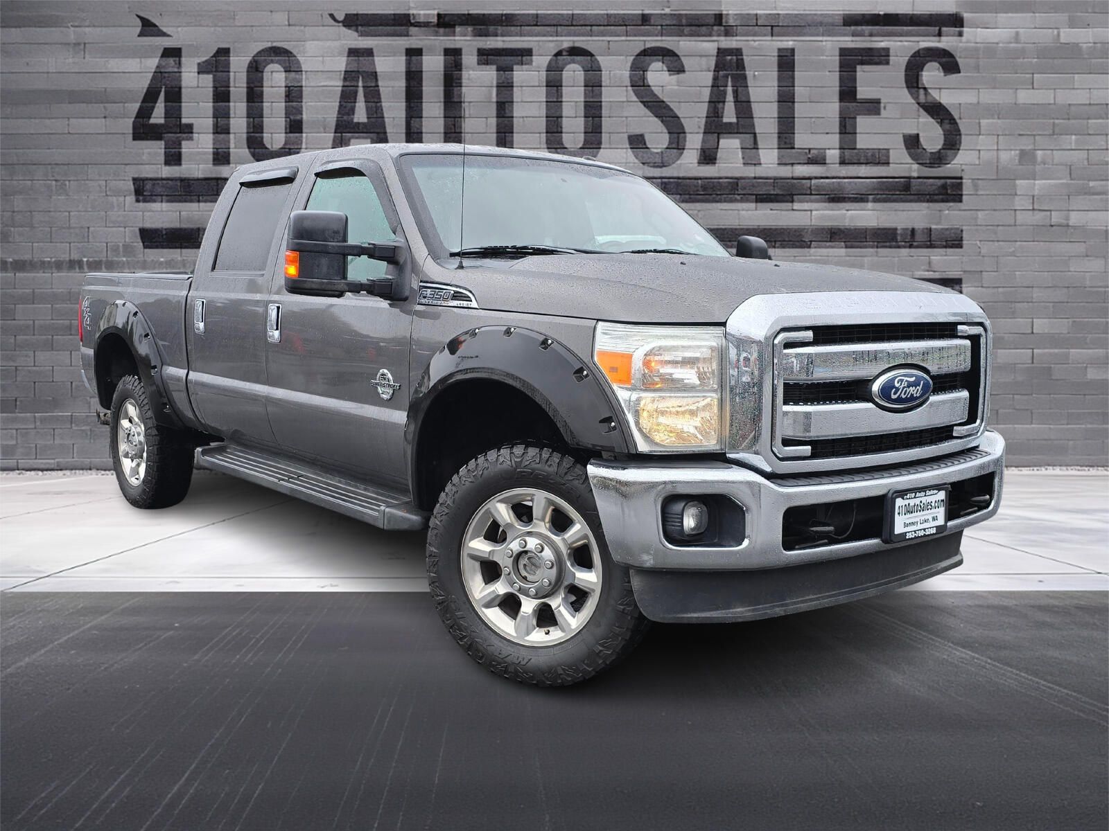 2011 Ford F-350 Super Duty Lariat's photo