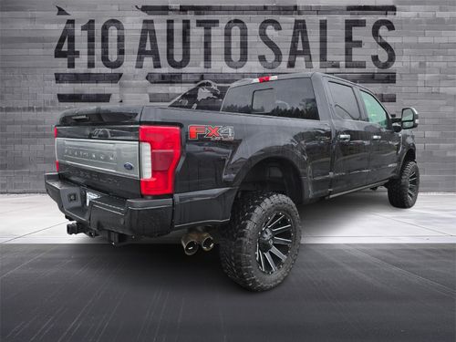 2019 Ford F-350 Super Duty Platinum Crew Cab Lower Image 1
