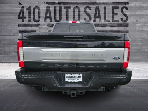 2019 Ford F-350 Super Duty Platinum Crew Cab Lower Image 2