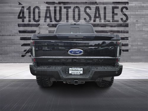 2019 Ford F-350 Super Duty Lariat Lower Image 2