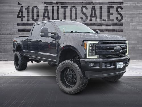 2579B - 2019 Ford F-350 Super Duty Lariat