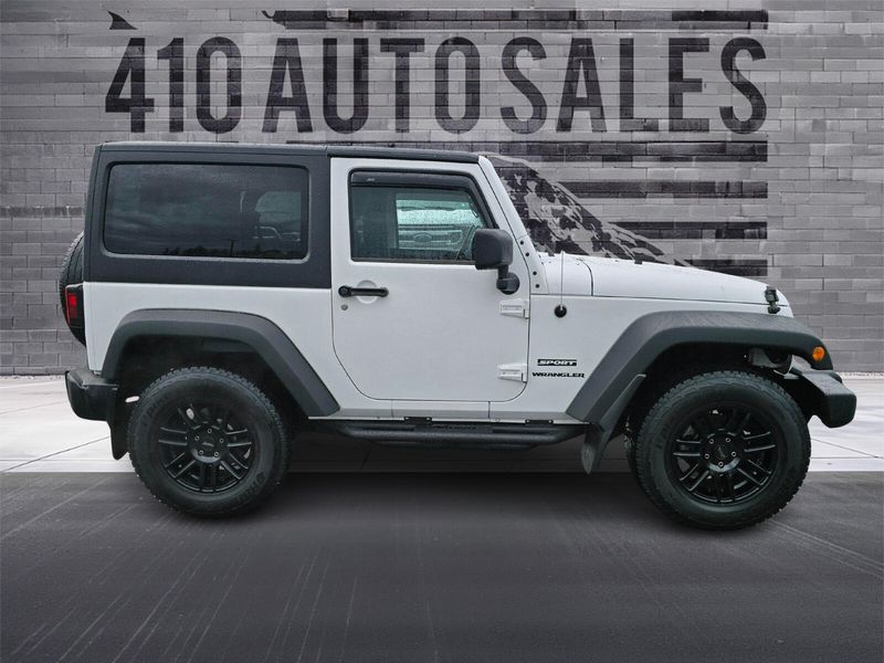 2011 Jeep Wrangler Sport Upper Image 2