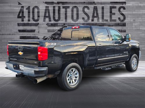 2017 Chevrolet Silverado 3500HD LTZ Lower Image 1